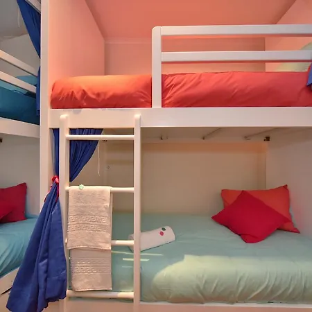Hostal Train